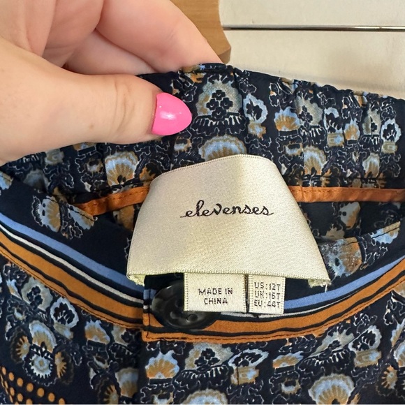 Anthropologie Elevenses | Navy Patterned Rolled Hem Trouser Pants 12T - Picture 3 of 7